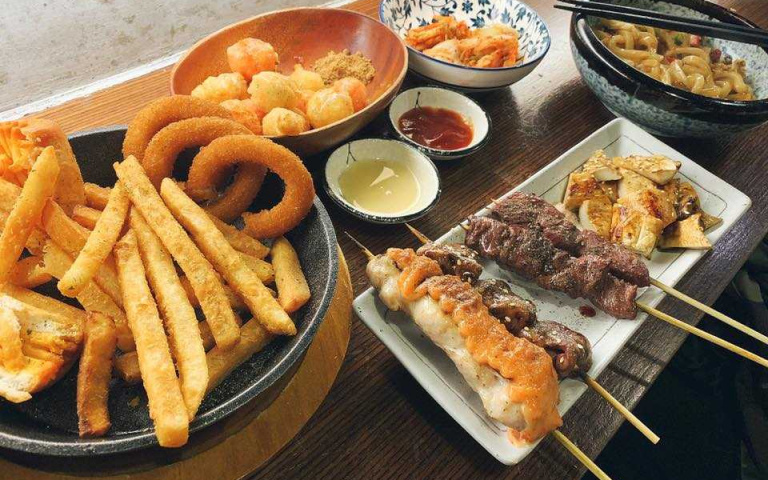 新北人通通站出來!精選4間必訪深夜食堂 不排隊還吃不到(1)