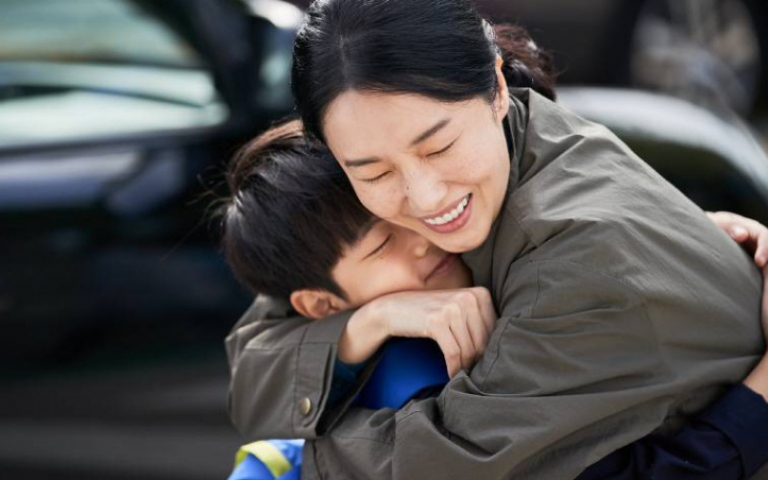 李貞賢《界限》奮不顧身救子掛彩　聞孫藝真懷孕暖心提醒一件事