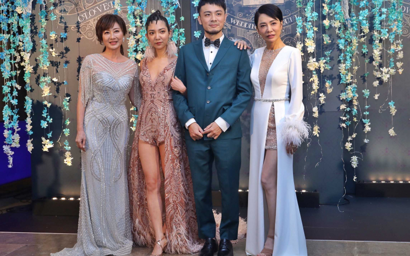 柴智屏嫁女獻第一次 「深V開高衩」藏洋蔥