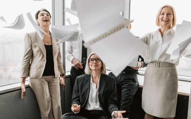 10月事業運爆棚！4星座迎高光時刻　兩週內「實力變現」升職加薪又發財