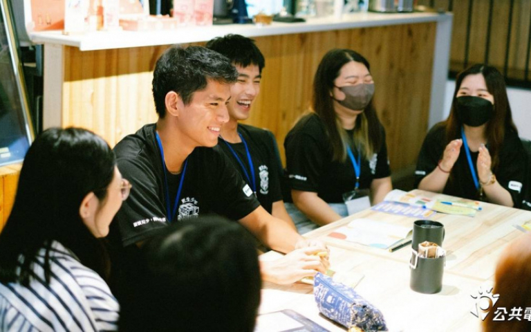 朱軒洋帶團康頻NG　曾敬驊自認適合當輔導老師