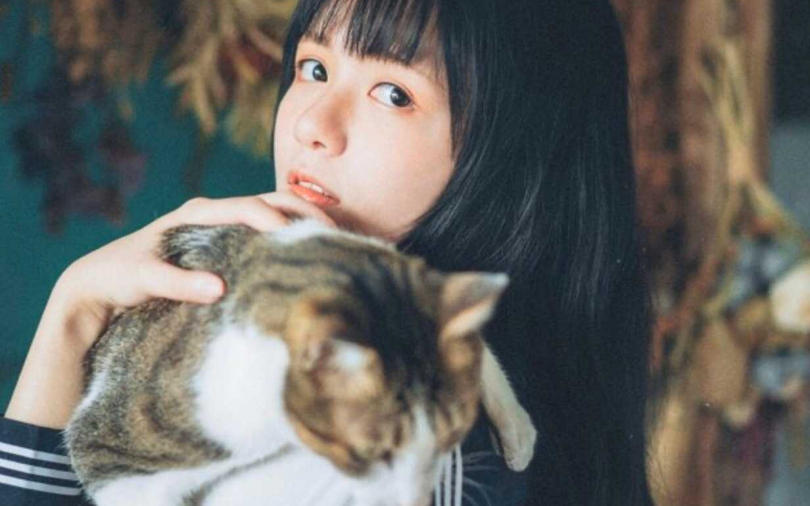 IG激增3萬人追蹤　景女「台荷混血蘿莉」美照引鄉民暴動