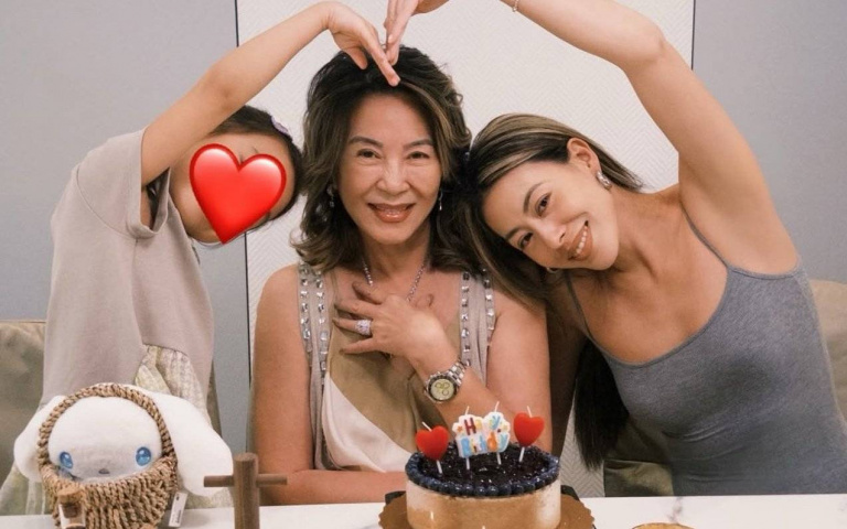 蔡詩芸幫70歲名媛媽慶生!貴婦氣場太狂 網驚:根本地表最強美魔女