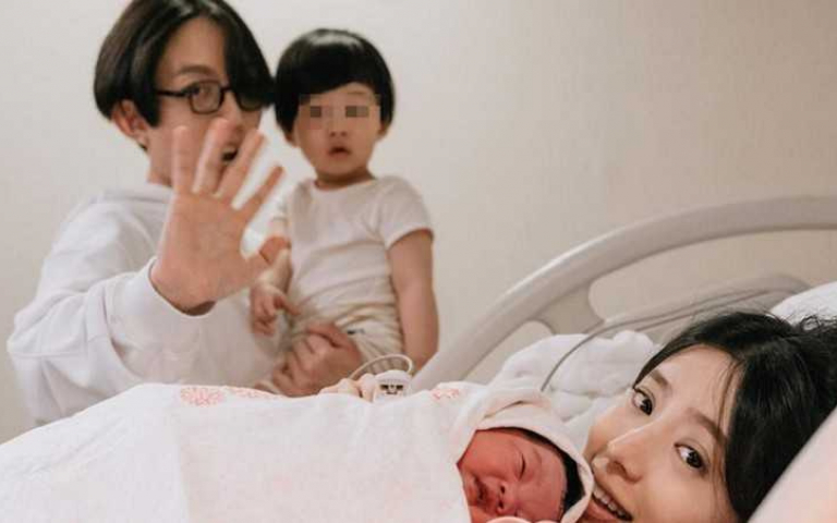 林宥嘉樂慶愛女滿月 「家的喜悅變成3+1倍」