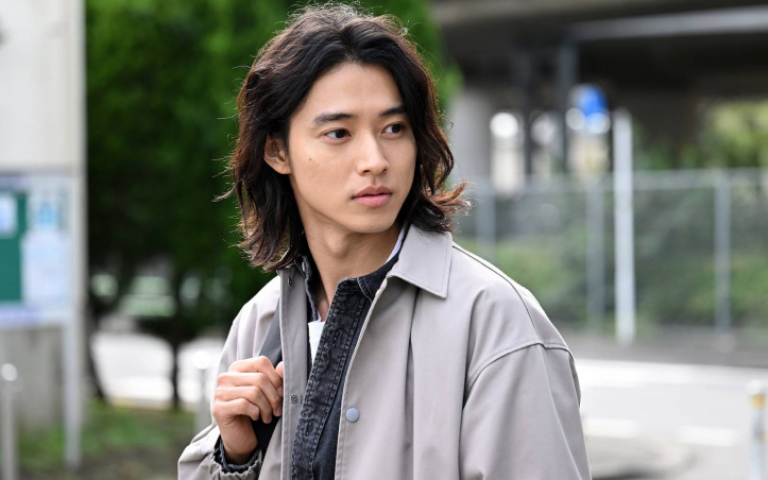 山崎賢人工作爆滿露營拖2年未成行 話題日劇《遊戲之子》推進第二章