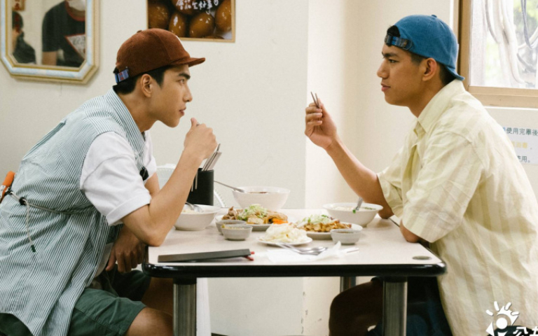 曾敬驊、朱軒洋帶對方回家　餐費「預算79元」不到三小時大超支