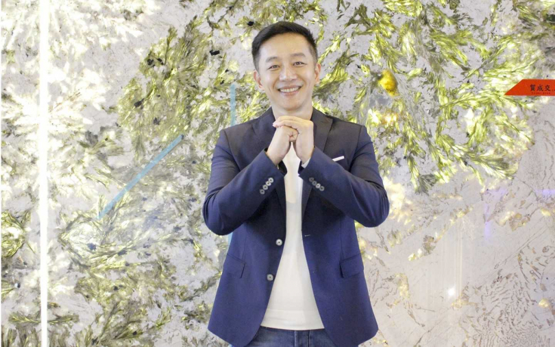 陳昭榮開談話性節目!首集挖到800萬大理石