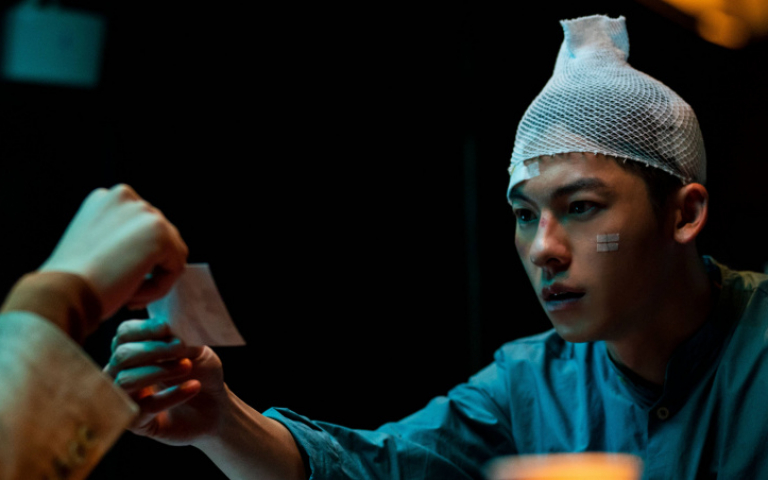 影爆點/《鬼家人》宇宙9487回歸!Netflix《正港分局》挑戰許光漢生涯最ㄎㄧㄤ直男盡頭
