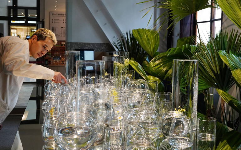 以植栽、光影詮釋居家換裝　到「82生活主張特展」體驗香氛、聽職人講座