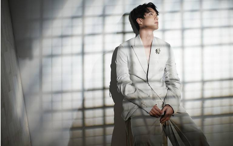 專訪　寂寞裡的生存之道　劉俊謙（下）／接受安定是一個不好的事