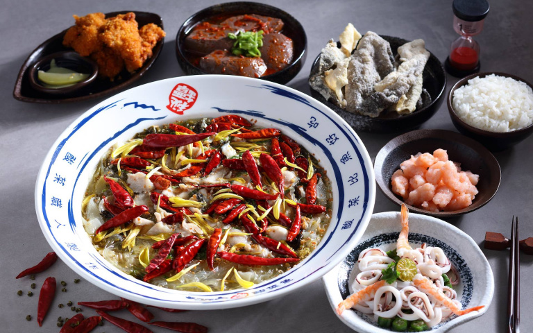 「刁民酸菜魚」排隊人潮不斷！ 酸菜魚冷凍包　增色圍爐宴！優惠搶購中