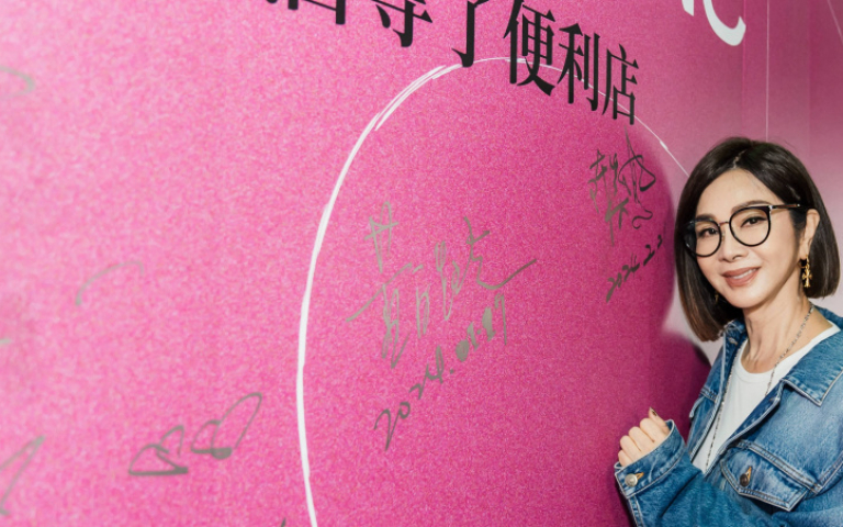 「台灣最美歐巴桑」陳美鳳暢聊出道故事　曾被路人當面狠批「有夠醜」