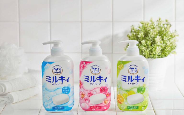 擺脫夏日黏膩就靠這一瓶!洗後清爽不殘留! 日本「國民沐浴乳」《Milky牛乳精華沐浴乳》好沖再升級 防疫清潔洗出清爽好心情!
