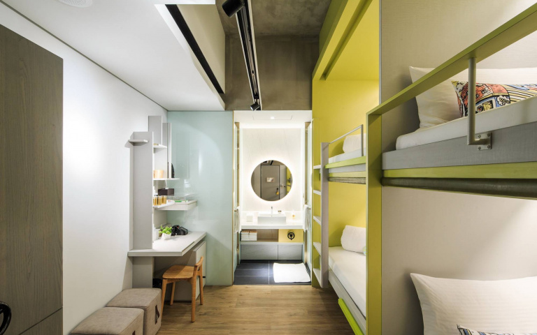 千元有找！人氣旅宿「免費升等」四人房，平均每人只要990就能入住超划算！