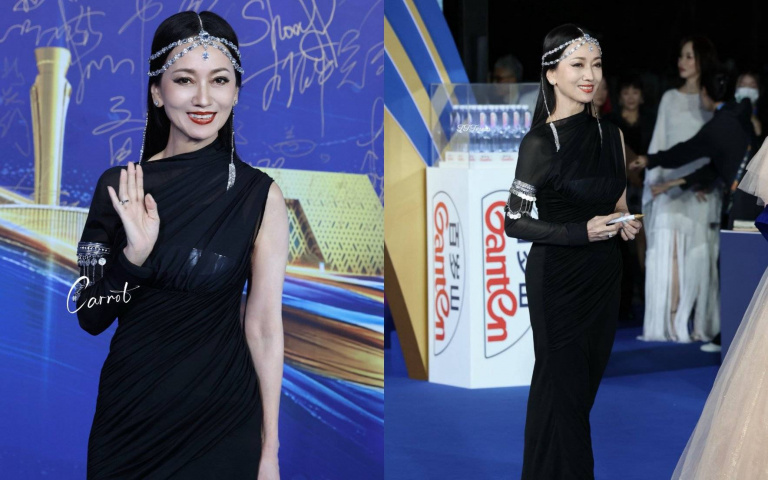 72歲女星久違走紅毯美到被封『逆齡天花板』！穿黑紗禮服大秀纖細好身材