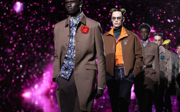 DIOR 2021 年秋季男裝系列 現代藝術與當地文化的元素融合