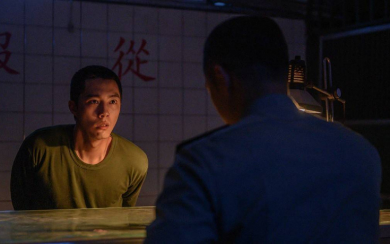 高英軒、李霈瑜穿軍服現身《台灣犯罪故事》　蔡凡熙遭摑掌喊：手臂好壯！