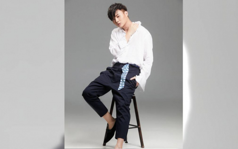 許富凱交換禮物狂收到這個　苦笑「家裡有30個」