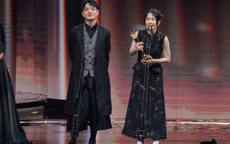 金曲34/茄子蛋主唱表演創本屆最高收視 新科台語歌后鄭宜農感言最吸睛