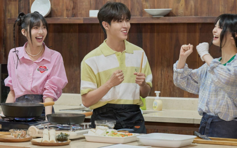 幻藍小熊恐怖刀工嚇壞韓兩大男神　金在煥嘟嘴捧臉向采甄撒嬌