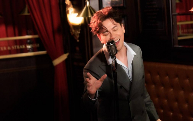 李聖傑大秀精壯身材　自嘲舞技老派「即興演出已是極限」