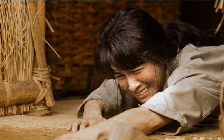 連俞涵遭暴力拖行5公尺　入行「最虐演出」