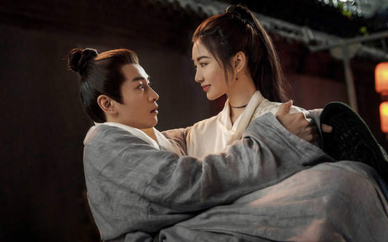 陳曉隔10年合作毛曉彤　圓夢被公主抱「挺過癮的」