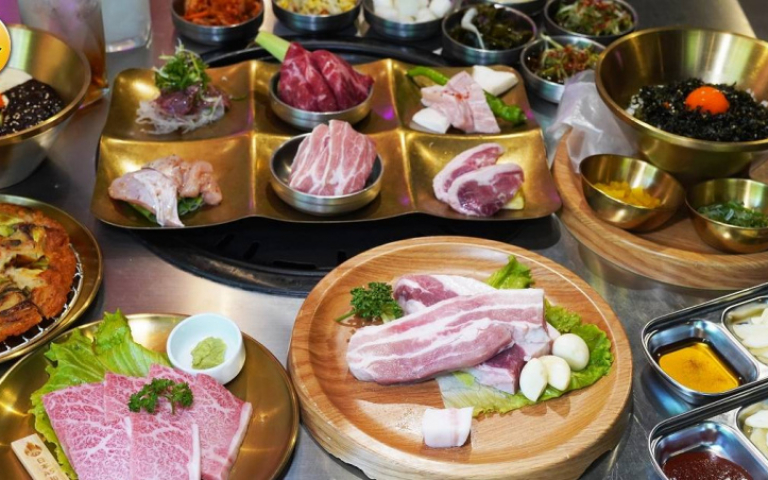 牛豬雙饗、專人代烤 韓式烤肉每人免千元即可大啖和牛