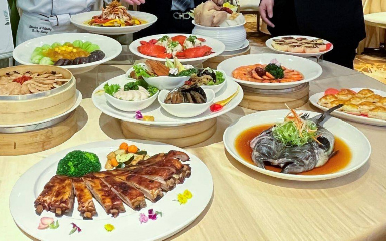 宴會餐廳春酒滿10送1,年貨買千送百!還有全新南洋情調婚宴超吸睛!