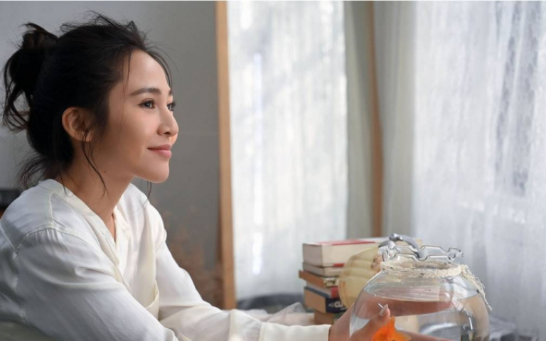 梁文音泰國欣賞人妖秀「很驚豔」　新年許願演唱會成真