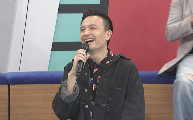 小鐘爆和國中生起衝突 潘若迪上前解圍「被丟包」下場超慘