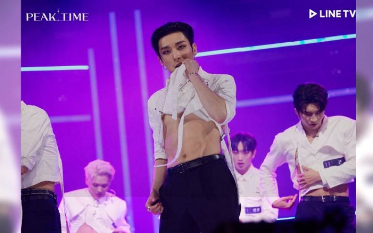 《Peak Time》文鐘業叼衣露冰塊肌　影片破百萬觀看原唱也來留言