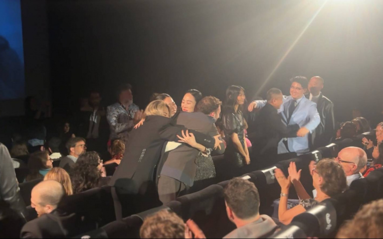 《藍色太陽宮》好評不斷！權威媒體《銀幕》狂讚吳可熙：令人眼睛一亮！