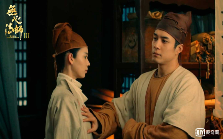 遭韓東君摸胸又偷桃   陳瑤領慘被「摸姊姊又摸弟弟」