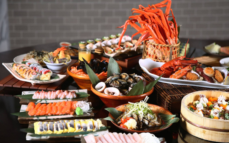 台北萬豪Garden Kitchen「和風夏宴」日式主題饗宴　限時優惠再加碼　平日四人同行一人免費　用餐消費滿千再抽百萬豪禮