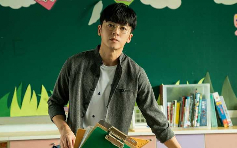 李國毅變小瓜呆「脆笛酥頭」! 新戲《金愛演》造型超萌