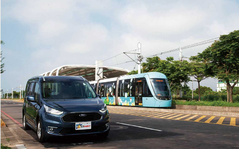 飆上路/Ford TOURNEO CONNECT 玩轉商旅