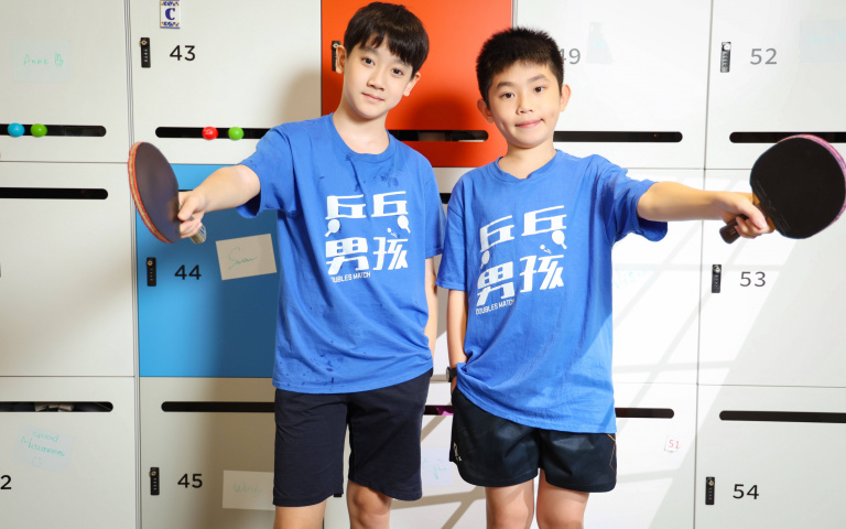 電影頻道/《兵乓男孩》「小許光漢」彭裕愷摔車無緣桌球雙打賽 徐若瑄「兒子」李星緯13歲就買ETF