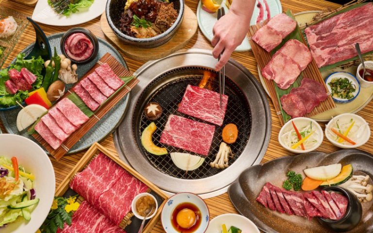 討好肉食控媽媽 日本國產牛、美牛一次品嘗 訂母親節套餐免費送蛋糕