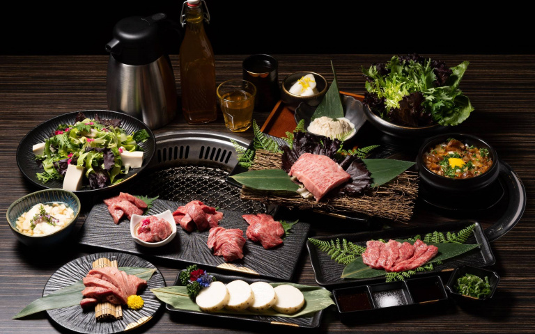 「揪餖」嘛爹!又有新的燒肉品牌出現!在ATT 4 FUN 就可吃到高CP值的冠軍和牛餐點!