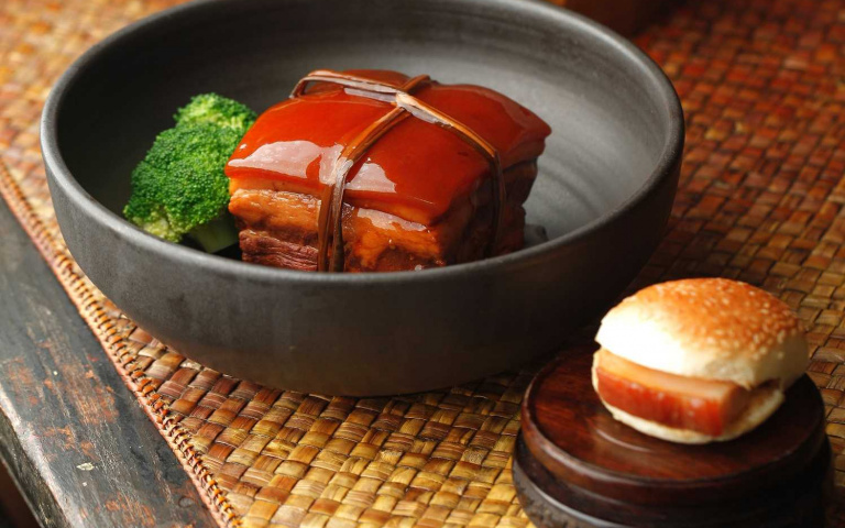 居家防疫、宅經濟當道!飯店、燒肉餐廳推線上商城 動動手指就能在家吃好料