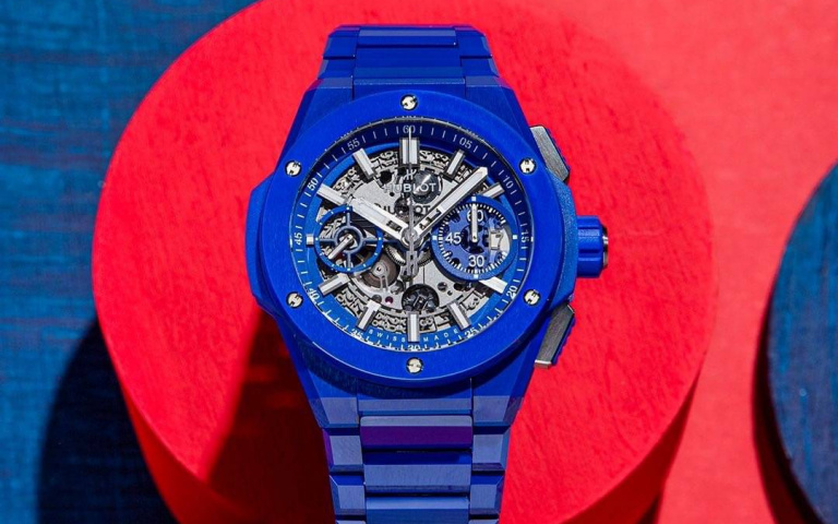 HUBLOT 宇舶錶打造彩色陶瓷鍊帶計時碼錶，在清爽造型中帶來一抹搶眼鮮豔