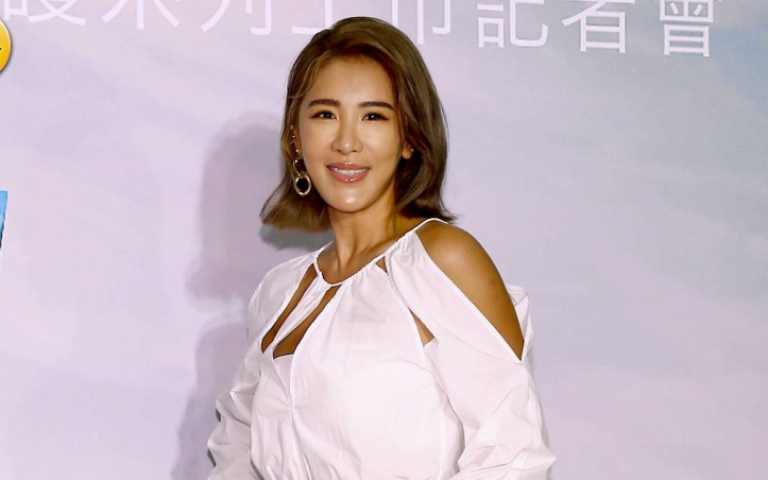 佩甄爆哭泣訴醫生尪 好姐妹小禎坦言「不是外遇都好」