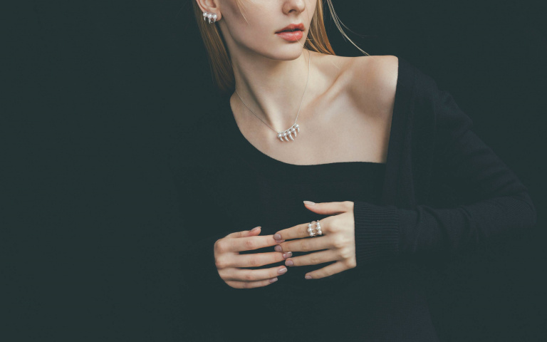 銳利與柔和並存，TASAKI珠寶系列新作打造珍珠新美學