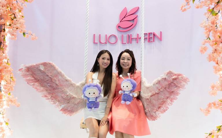 參展開紅盤　羅麗芬親臨展櫃成自家產品最佳代言人