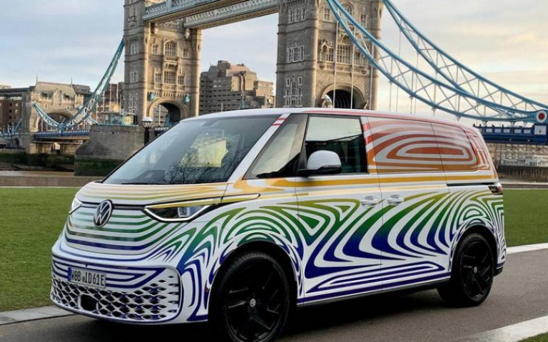 有夠可愛的福斯電動麵包車 ID Buzz！  歐洲市場就在明天3/9發表！