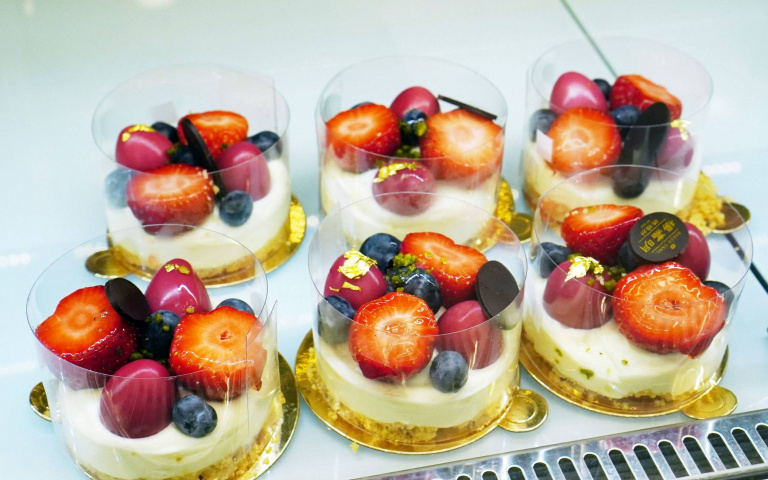 甜點冠軍三重展店祭出「買200送200」　生乳捲名店揪3月壽星買一送一