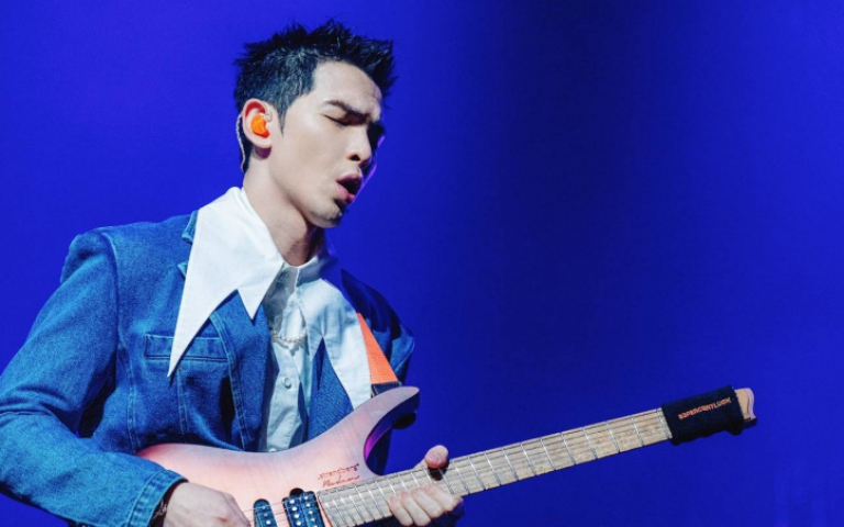 蕭敬騰新加坡嗨唱音樂節　艾薇助陣「黑曜精靈」拿下最高分