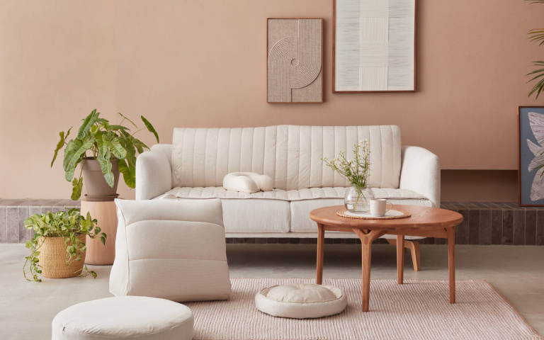 家居品牌推冰紗系列寢具，主打「一觸減6度」，滿額贈涼午睡枕！