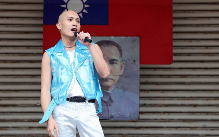 黃宣驚喜現身母校運動會　自爆「老師都叫我不要來」